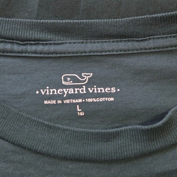 Vineyard Vines Santa whale hat long sleeve green Christmas tee Boys L 16 Holiday - Picture 3 of 7